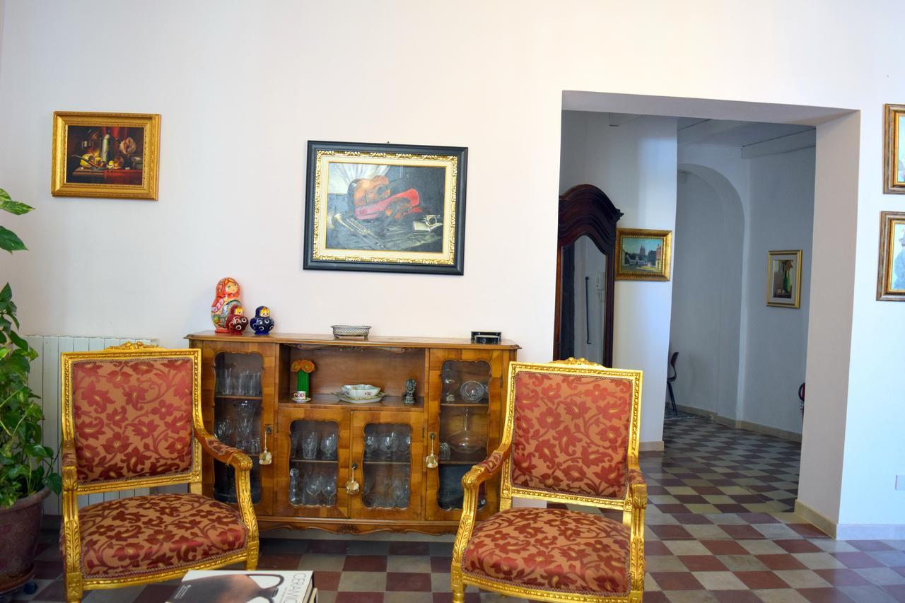 Eleonora Room & Breakfast Oristano Exterior photo